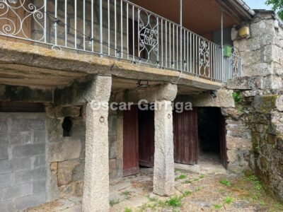 FANTÁSTICO INMUEBLE PARA REFORMAR A MEDIO CAMINO ENTRE O CARBALLIÑO Y O RIBEIRO. SAN FIZ DO VARÓN, CARBALLIÑO (OURENSE).