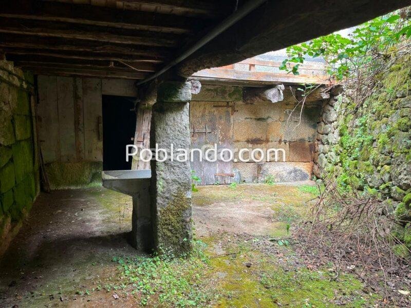 FANTÁSTICO INMUEBLE PARA REFORMAR A MEDIO CAMINO ENTRE O CARBALLIÑO Y O RIBEIRO. SAN FIZ DO VARÓN, CARBALLIÑO (OURENSE).