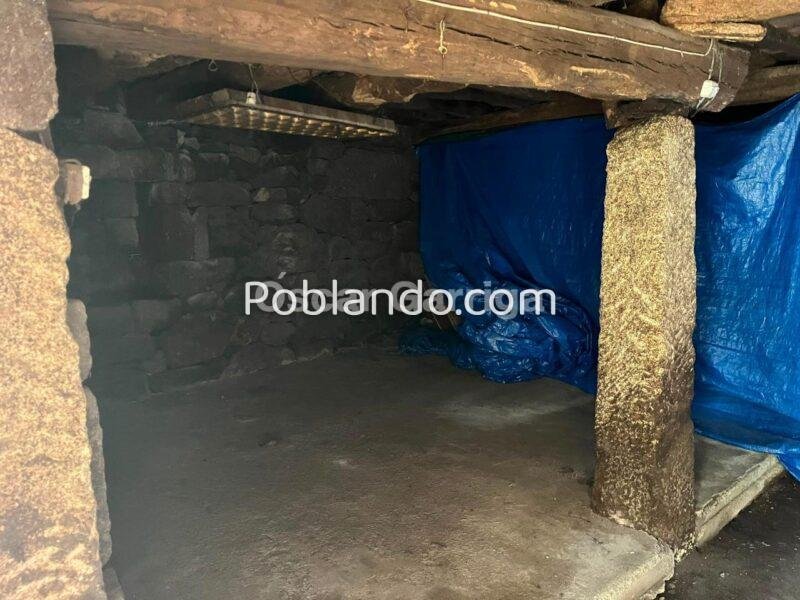 FANTÁSTICO INMUEBLE PARA REFORMAR A MEDIO CAMINO ENTRE O CARBALLIÑO Y O RIBEIRO. SAN FIZ DO VARÓN, CARBALLIÑO (OURENSE).