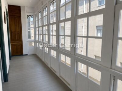 EDIFICIO SINGULAR DE 380 m2 CON FACHADAS A TRES CALLES Y POSIBILIDAD DE AMPLIAR UNA ALTURA EN PLENO CENTRO DE O CARBALLIÑO (OURENSE)
