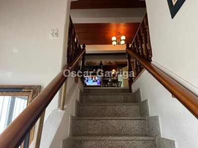 CASA DE PUEBLO GALLEGA, CON FINCA COLINDANTE, GARAJE, PLANTA BAJA Y DOS PLANTAS ALTAS. A TOLDA, CARBALLEDO (LUGO)