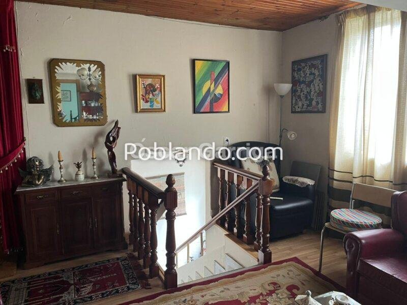 CASA DE PUEBLO GALLEGA, CON FINCA COLINDANTE, GARAJE, PLANTA BAJA Y DOS PLANTAS ALTAS. A TOLDA, CARBALLEDO (LUGO)
