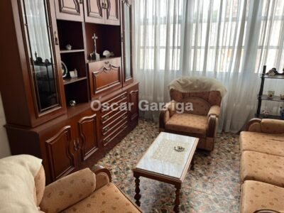 CASA DEL RURAL, FORMADA POR DOS CUERPOS DE CONSTRUCCIÓN, Y PEQUEÑA FINCA COLINDANTE. REGISTRADA. A TOLDA, CARBALLEDO (LUGO)