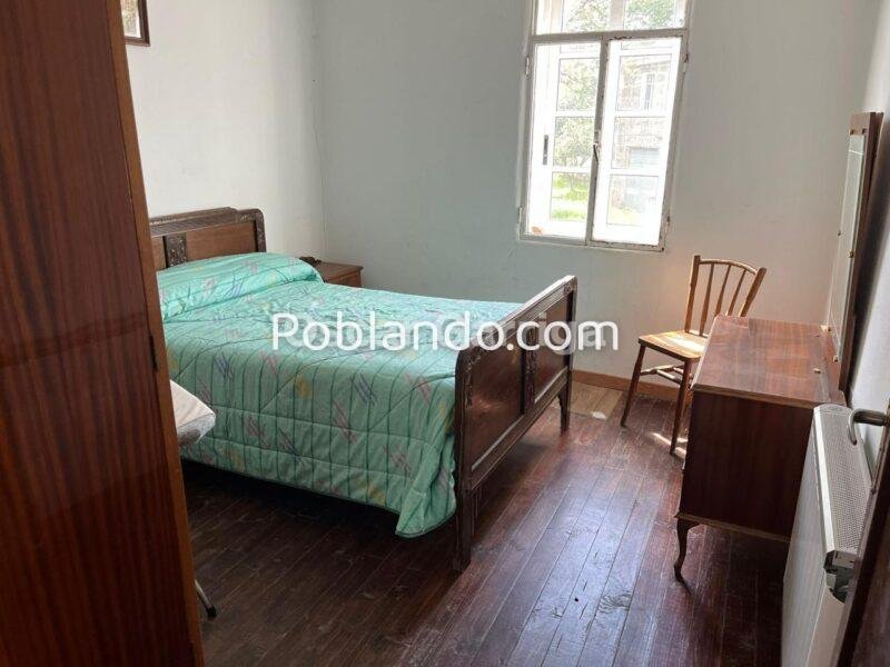 CASA DEL RURAL, FORMADA POR DOS CUERPOS DE CONSTRUCCIÓN, Y PEQUEÑA FINCA COLINDANTE. REGISTRADA. A TOLDA, CARBALLEDO (LUGO)