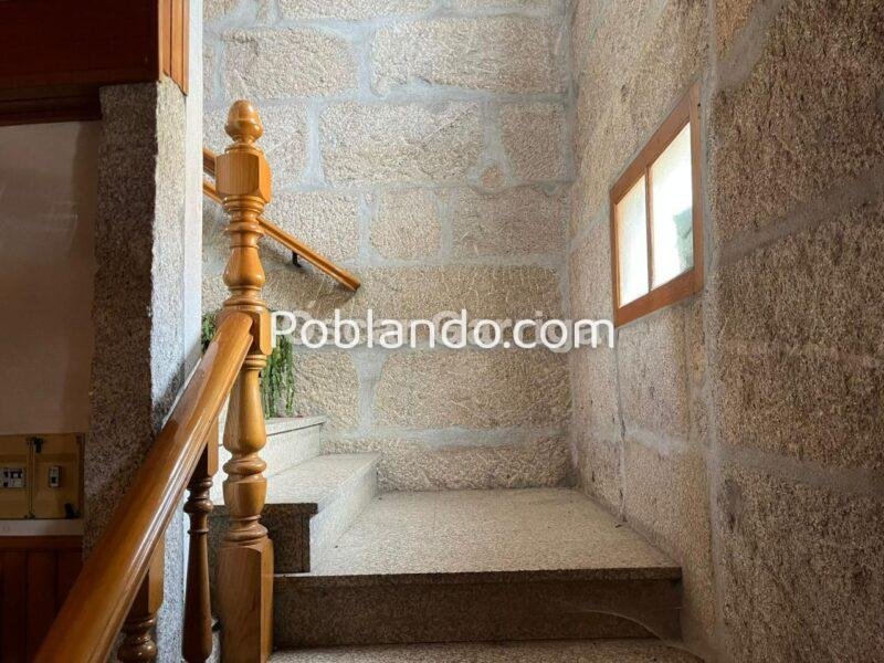 CASA DEL RURAL, FORMADA POR DOS CUERPOS DE CONSTRUCCIÓN, Y PEQUEÑA FINCA COLINDANTE. REGISTRADA. A TOLDA, CARBALLEDO (LUGO)