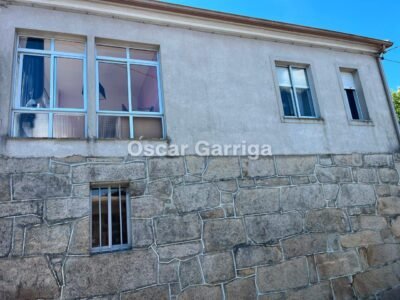 VIVIENDA LISTA PARA ENTRAR A VIVIR, GARAJE Y BODEGA INDEPENDIENTES, MAS FINCA DE 2091 m2. BARRÁN, PIÑOR (OURENSE)