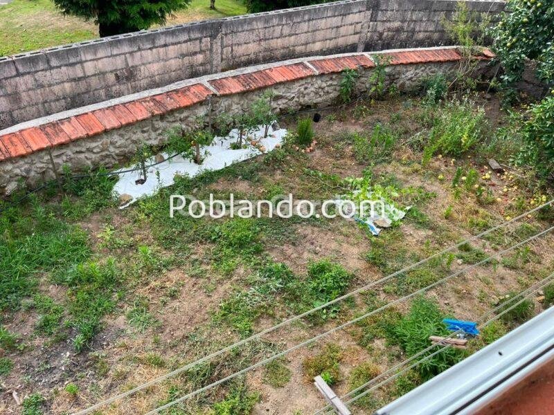 En el corazón de Quintela de Leirado (Ourense) te espera esta amplia vivienda de 243 m², perfecta para quienes buscan tranquilidad, espacio y calidad de vida, sin renunciar a todos los servicios