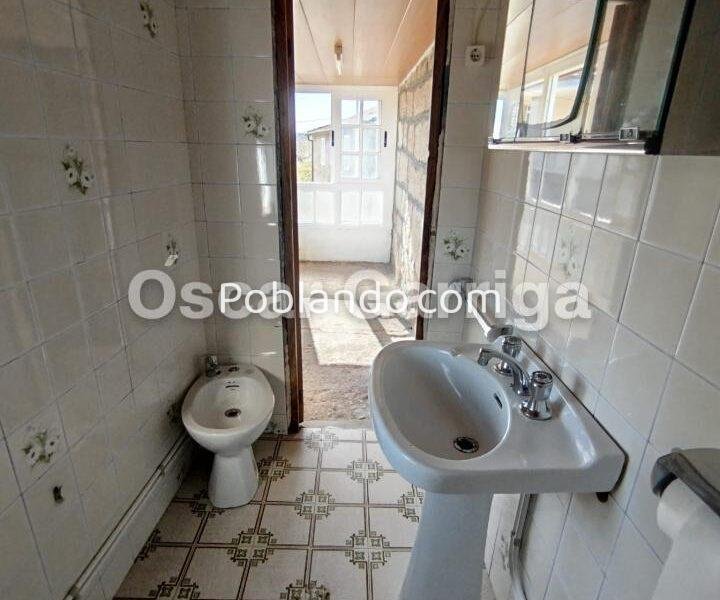 EN VENTA EN SAN MAMEDE DE LOUSADA, CARBALLEDO (LUGO)