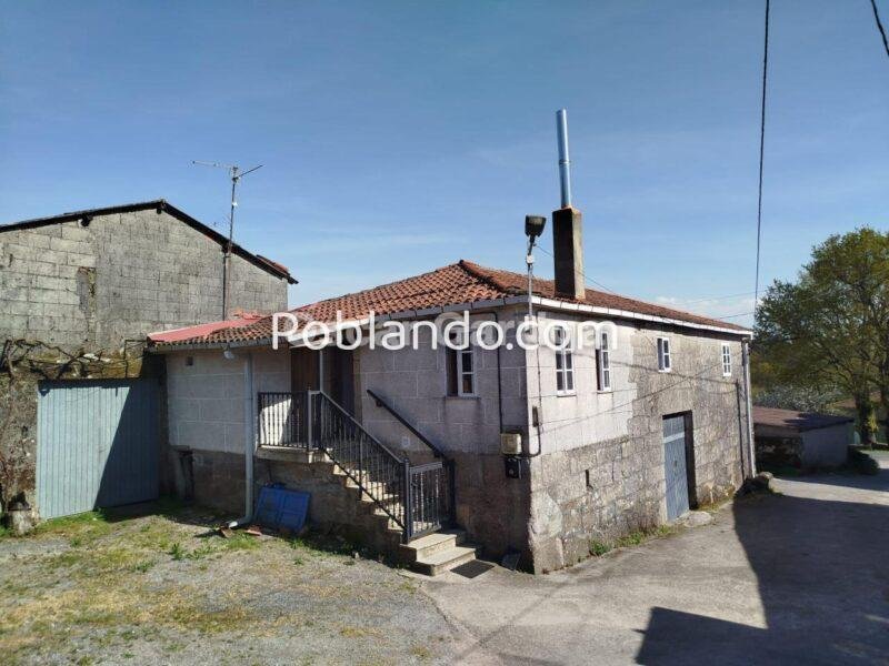 EN VENTA EN SAN MAMEDE DE LOUSADA, CARBALLEDO (LUGO)