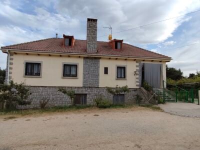 CASA RURAL EN FINCA DE 6.700 M2