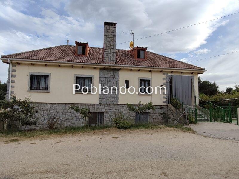 CASA RURAL EN FINCA DE 6.700 M2