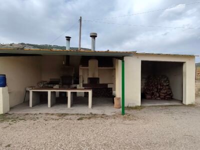 CASA RURAL EN FINCA DE 6.700 M2