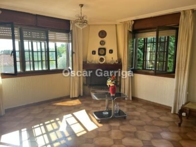 VIVIENDA INDEPENDIENTE TOTALMENTE AMUEBLADA DE 252 m2, CON FINCA DE 1350 m2 Y DOS DEPENDENCIAS AGRÍCOLAS DE 122m2 y 20 m2 RESPECTIVAMENTE. O BOLO, MASIDE, OURENSE, GALICIA (SPAIN)).
