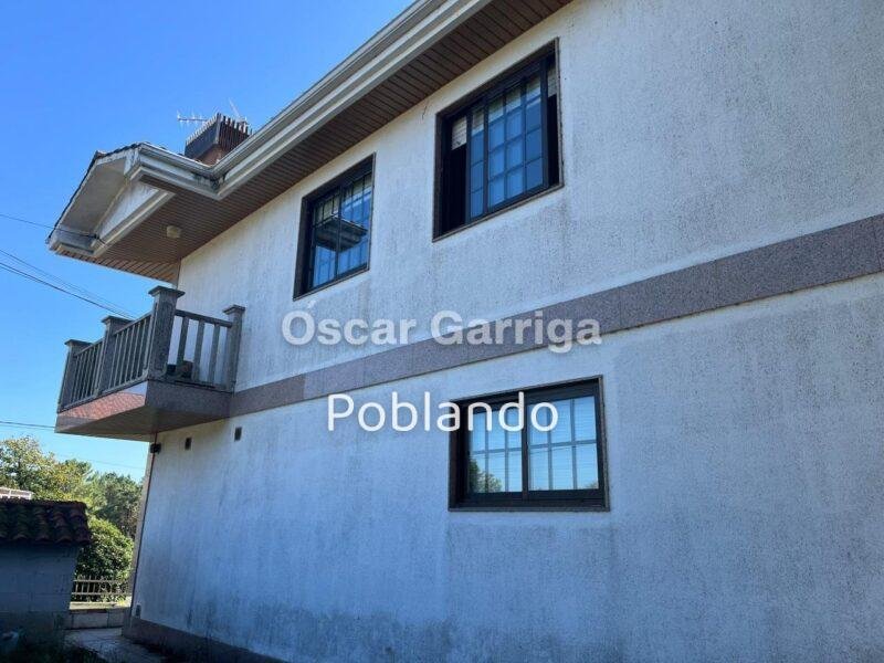 VIVIENDA INDEPENDIENTE TOTALMENTE AMUEBLADA DE 252 m2, CON FINCA DE 1350 m2 Y DOS DEPENDENCIAS AGRÍCOLAS DE 122m2 y 20 m2 RESPECTIVAMENTE. O BOLO, MASIDE, OURENSE, GALICIA (SPAIN)).
