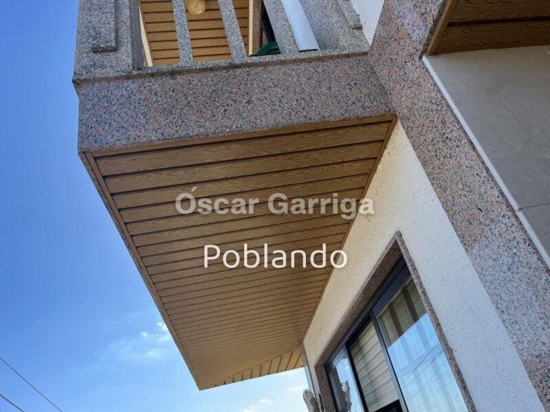 VIVIENDA INDEPENDIENTE TOTALMENTE AMUEBLADA DE 252 m2, CON FINCA DE 1350 m2 Y DOS DEPENDENCIAS AGRÍCOLAS DE 122m2 y 20 m2 RESPECTIVAMENTE. O BOLO, MASIDE, OURENSE, GALICIA (SPAIN)).