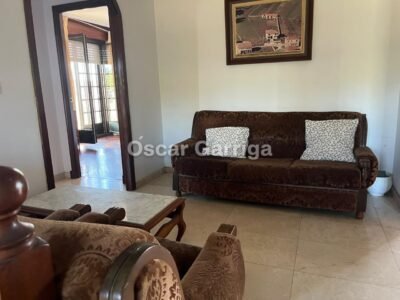 VIVIENDA INDEPENDIENTE TOTALMENTE AMUEBLADA DE 252 m2, CON FINCA DE 1350 m2 Y DOS DEPENDENCIAS AGRÍCOLAS DE 122m2 y 20 m2 RESPECTIVAMENTE. O BOLO, MASIDE, OURENSE, GALICIA (SPAIN)).