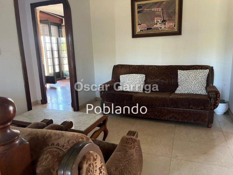 VIVIENDA INDEPENDIENTE TOTALMENTE AMUEBLADA DE 252 m2, CON FINCA DE 1350 m2 Y DOS DEPENDENCIAS AGRÍCOLAS DE 122m2 y 20 m2 RESPECTIVAMENTE. O BOLO, MASIDE, OURENSE, GALICIA (SPAIN)).