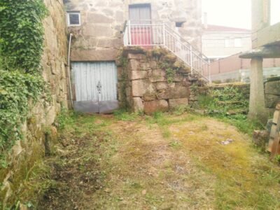 CASA TOTALMENTE REGISTRADA, ESCRITURADA Y CON AGUA GRATUITA