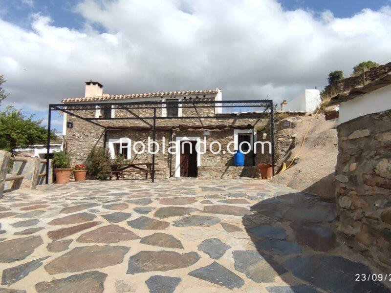 Finca rústica con cortijo y 46,61 ha en el Parque Natural Sierra de Baza