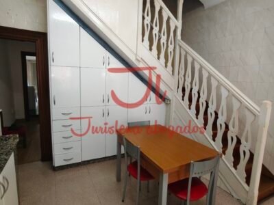 CASA CON JARDÍN Y GARAJE EN EL POBLADO MINERO DE BUSTIELLO (BIEN DE INTERÉS CULTURAL)