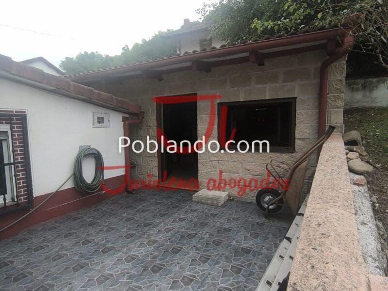 CASA CON JARDÍN Y GARAJE EN EL POBLADO MINERO DE BUSTIELLO (BIEN DE INTERÉS CULTURAL)