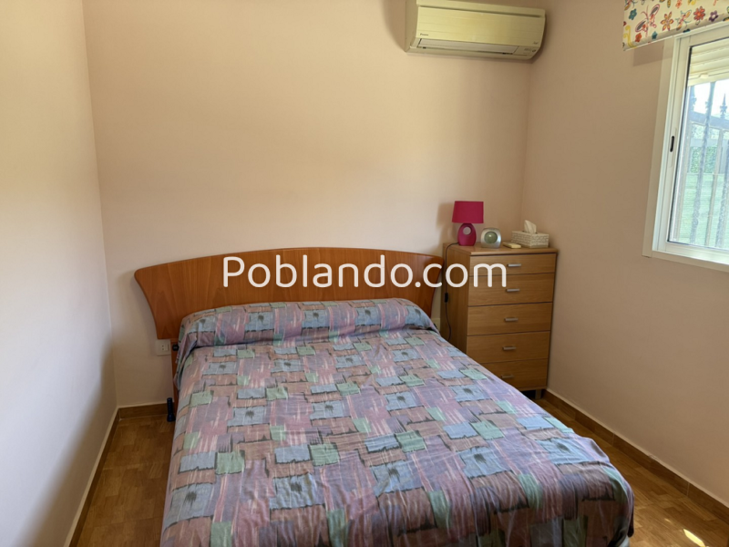Dos casas con piscina una finca de 274 m² construidos, en el Valle de Aguas Vivas. Alzira, Valencia.