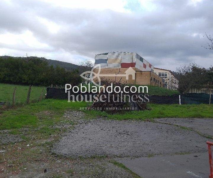 Casa rustica de piedra con magnífica finca en Neda