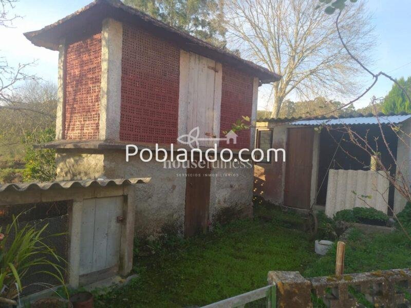 Casa rústica de piedra en Brión