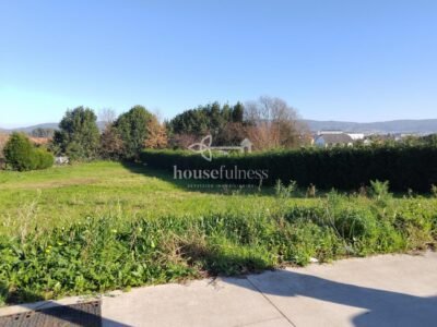 Solar edificable, construye tu casa en San Pedro, Ferrol