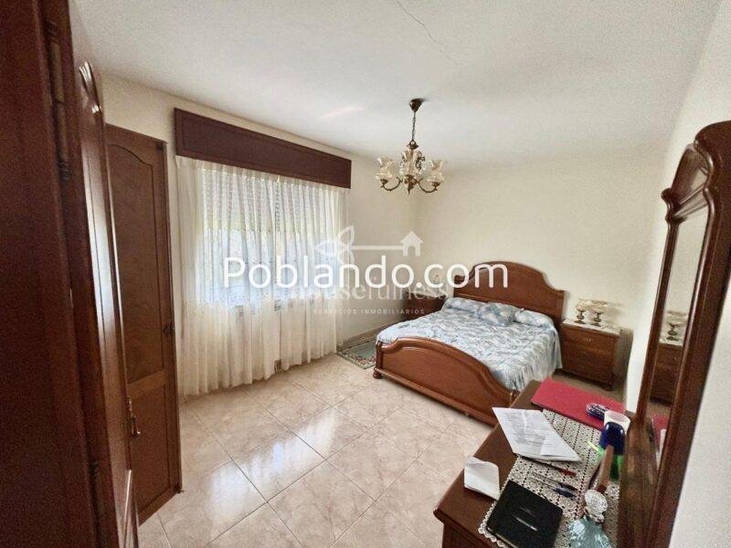 Casa con amplia finca en Miño