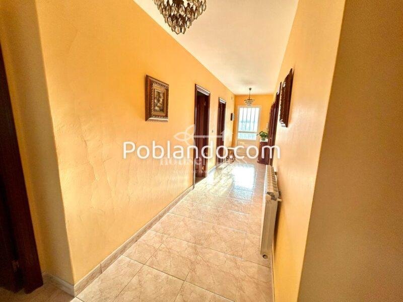Casa con amplia finca en Miño