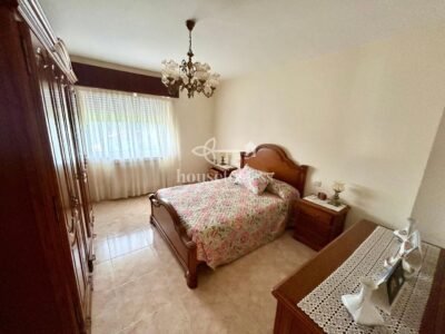 Casa con amplia finca en Miño