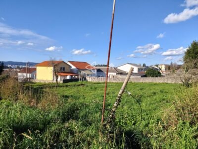 Solar edificable en una de las mejores zonas de Fene