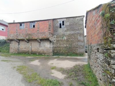 Casa de piedra en Friol
