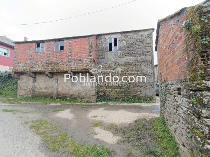 Casa de piedra en Friol