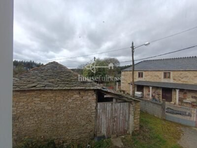 Casa de piedra en Friol