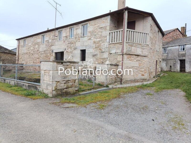 Casa de piedra en Friol
