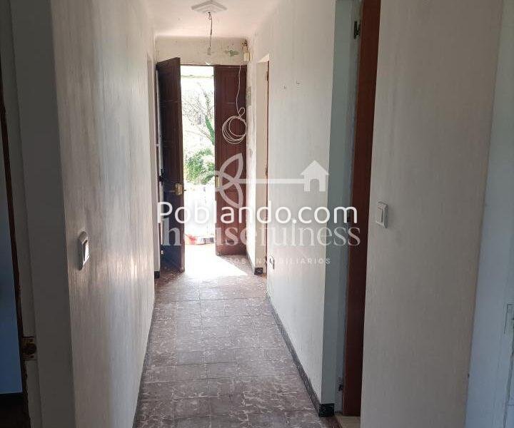 CASA PARA REFORMAR EN NARÓN