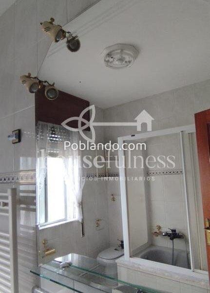 CASA CON JARDÍN EN ARES