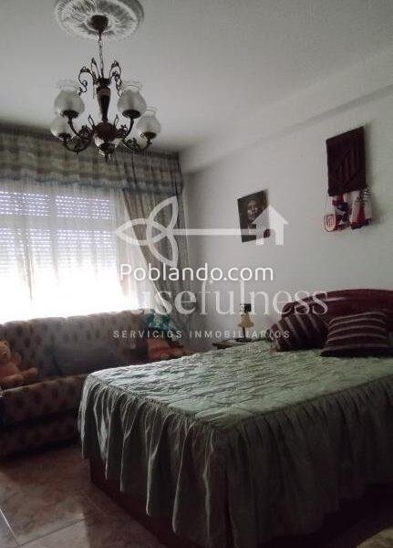 CASA CON JARDÍN EN ARES