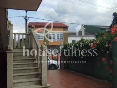 CASA CON JARDÍN EN ARES