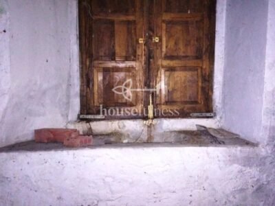 Casa típica gallega con gran finca en Ortigueira