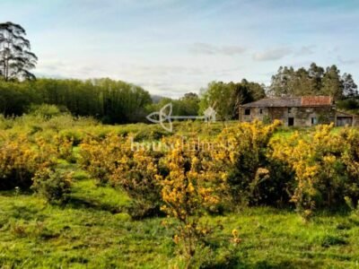Casa típica gallega para proyecto de restauración en Ortigueira