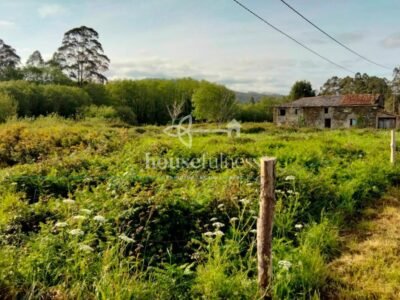 Casa típica gallega para proyecto de restauración en Ortigueira