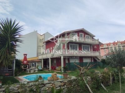 CASA CON JARDÍN EN ARES