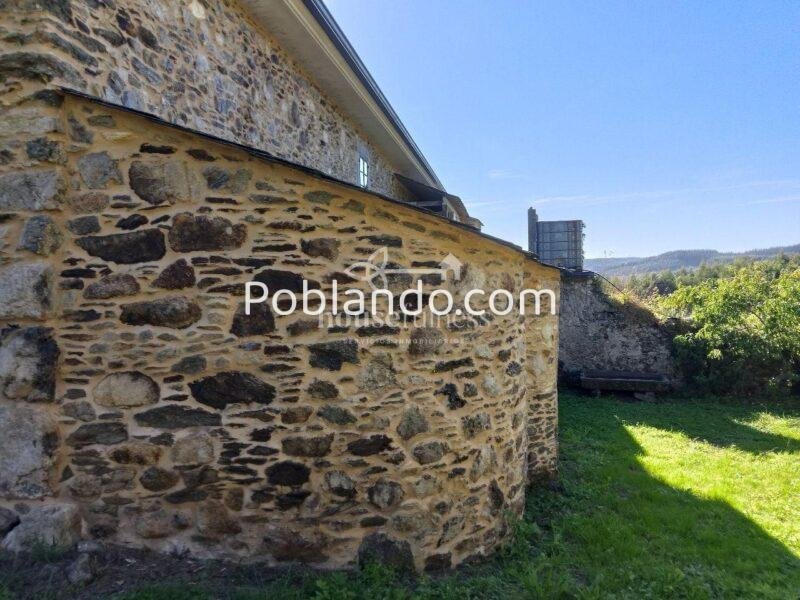 Se vende impresionante casa gallega en Somozas