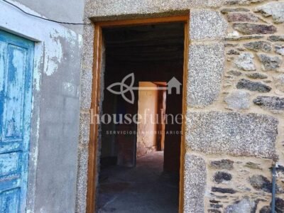 Se vende impresionante casa gallega en Somozas