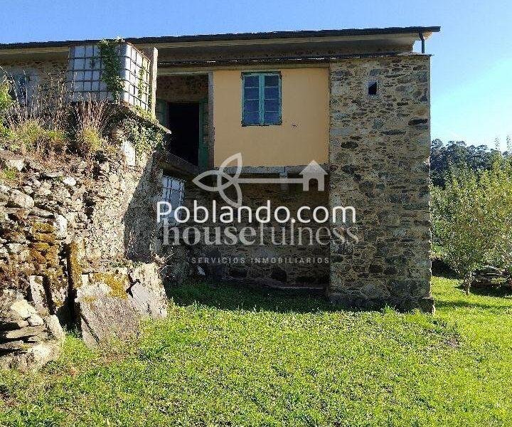 Se vende impresionante casa gallega en Somozas