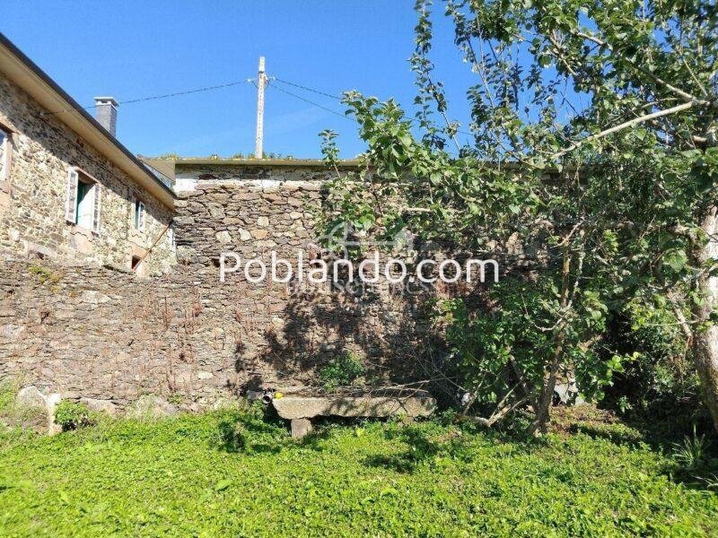 Se vende impresionante casa gallega en Somozas