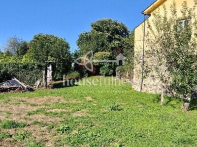 Se vende impresionante casa gallega en Somozas